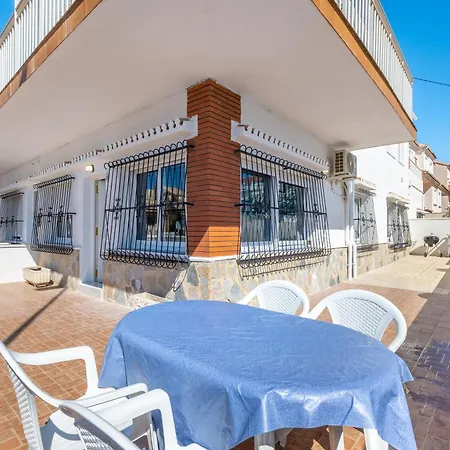 Calas B Deluxe Apartment *