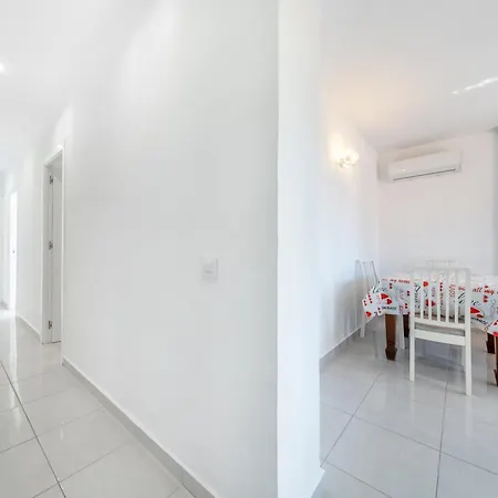 Huoneistohotelli Calas B Deluxe Torrevieja